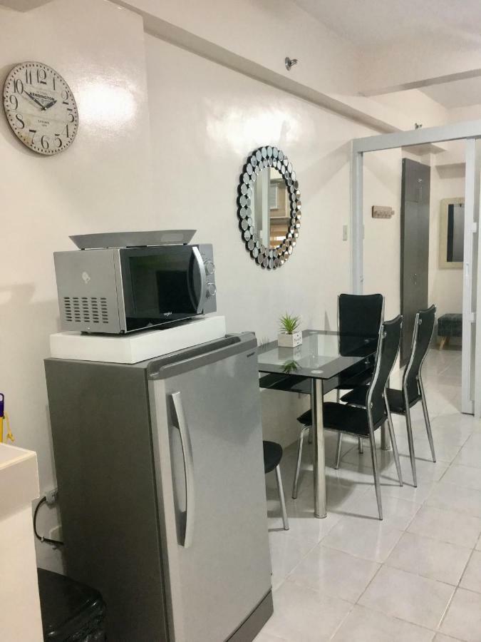 Sofia'S Tagaytay Getaway Apartment Tagaytay City Bagian luar foto